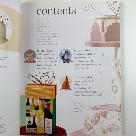 Cakes To Inspire and  Desire by Lindy Smith - Picture 3 of 9